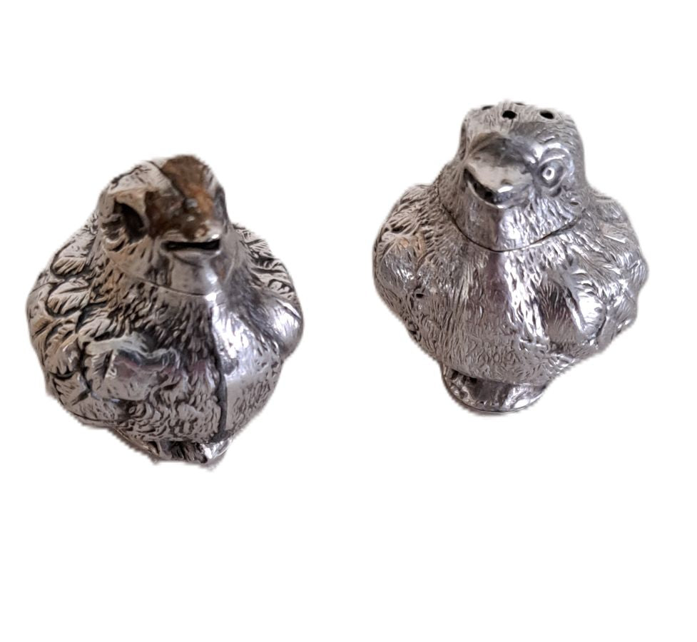pair of Sampson Mordan silver salt and pepper modelled as chicks RD461360