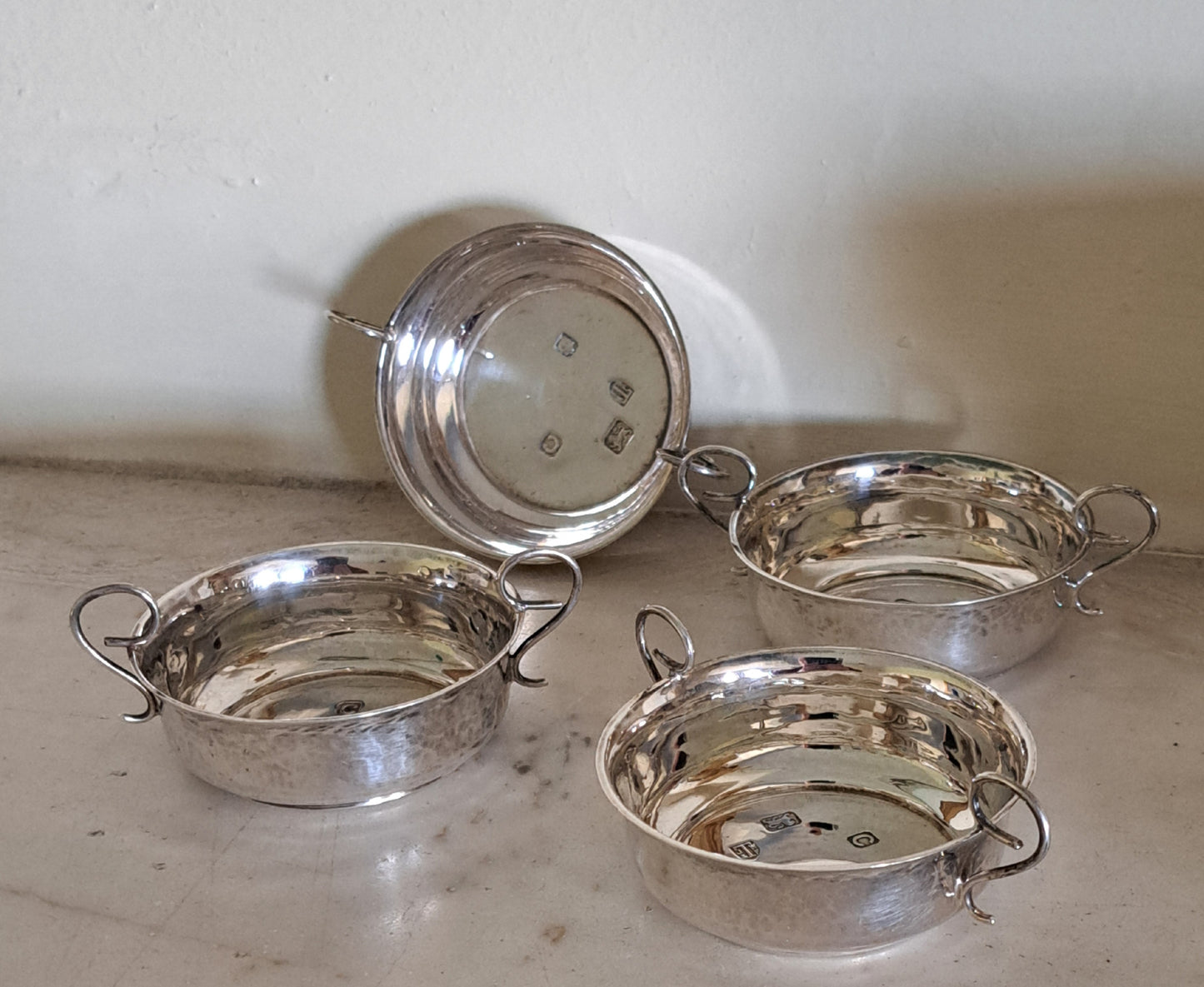 set of 4 silver wine tasters George V1