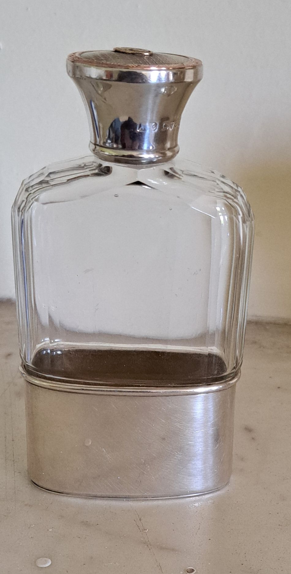 Asprey  silver and gold hip flask, Chester  1912