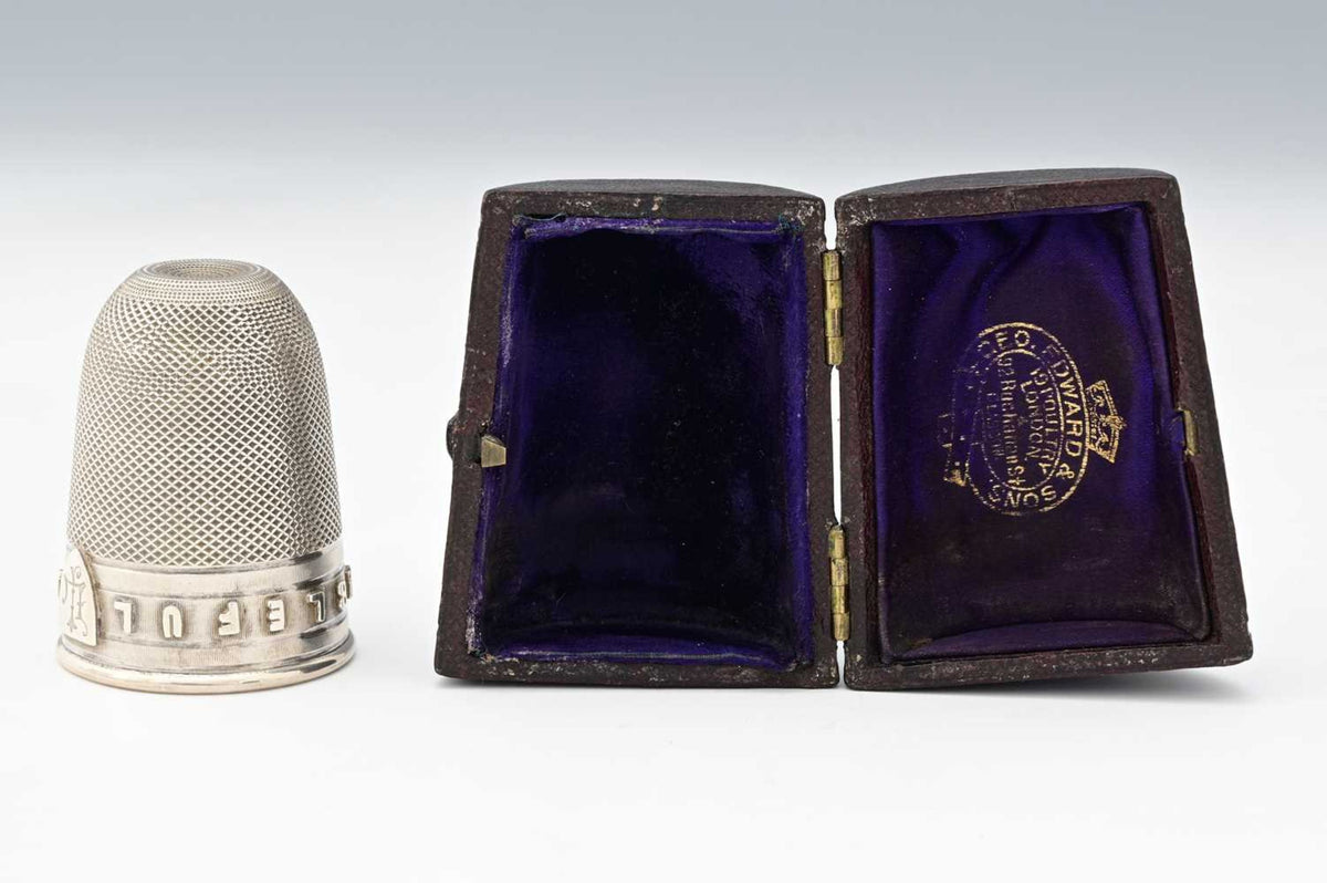 Victorian novelty silver tumbler in the form of a thimble  "just a thimbleful"
