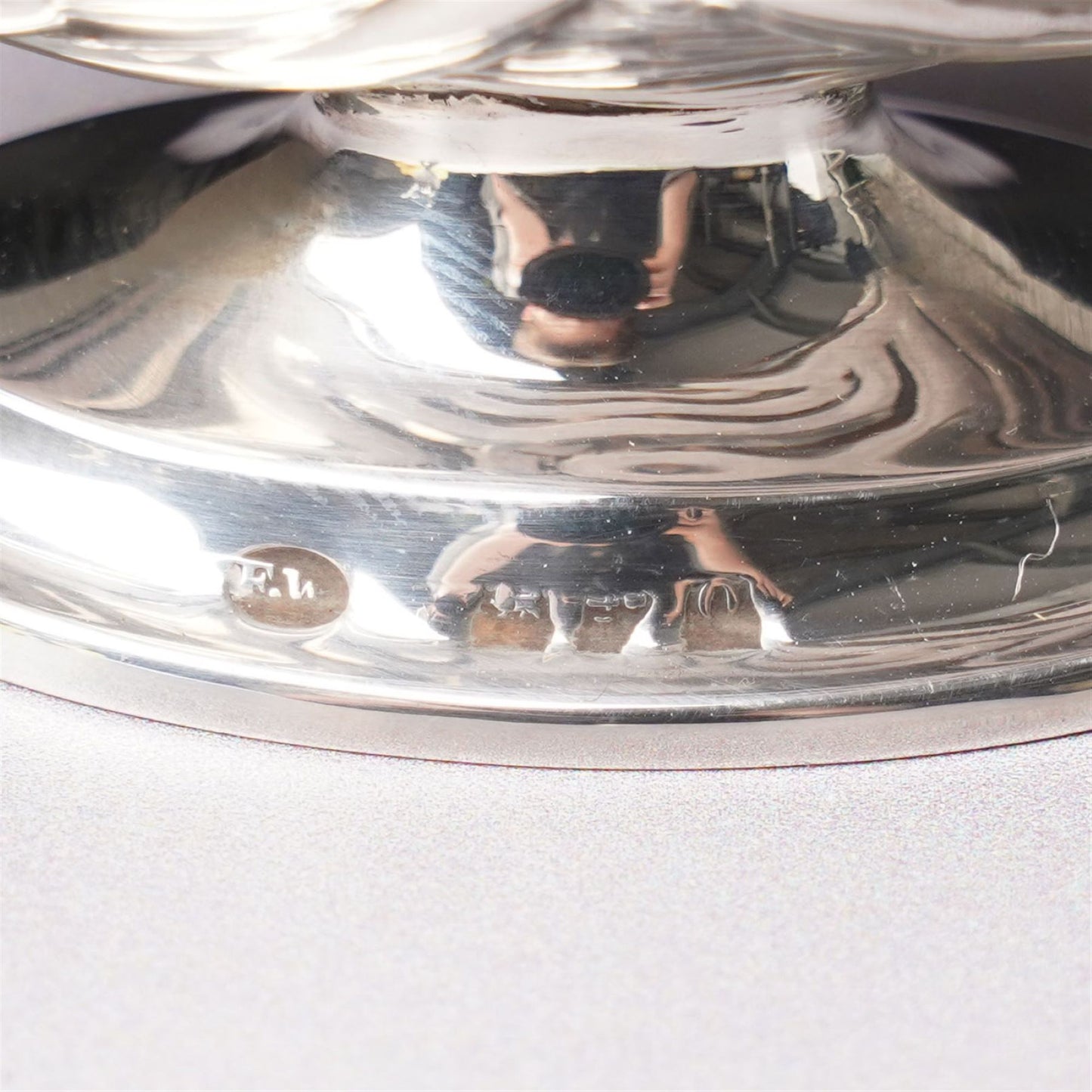 Pair of Victorian silver double headed Swan shape table salts/ salt dishes