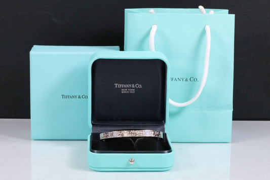 Tiffany & Co silver notes cuff bangle/bracelet 727 5th avenue New York