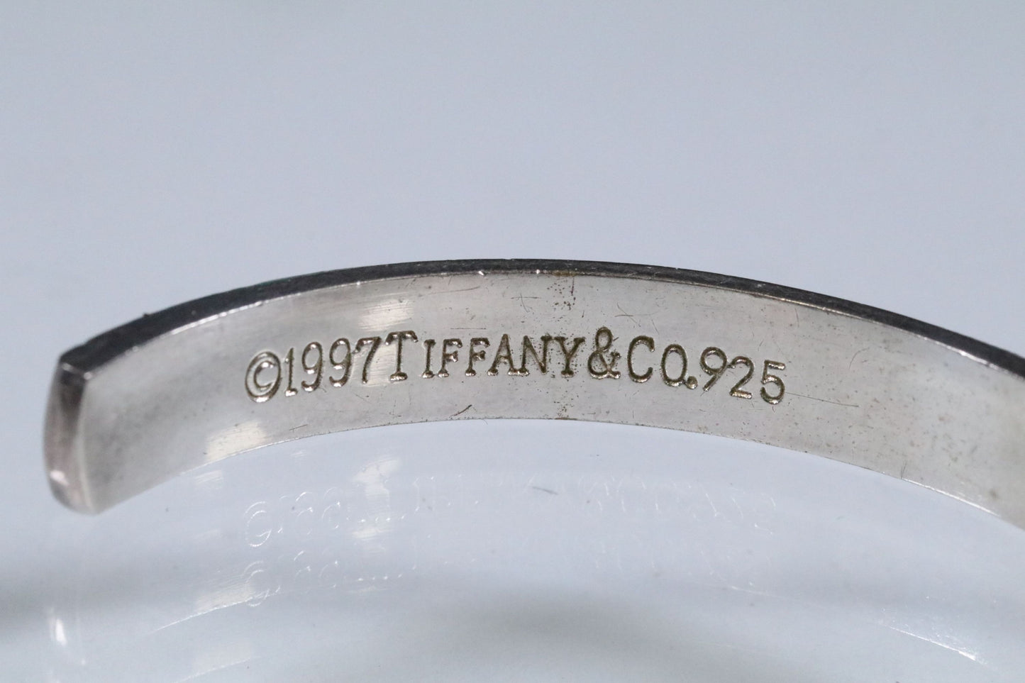 Tiffany & Co silver notes cuff bangle/bracelet 727 5th avenue New York