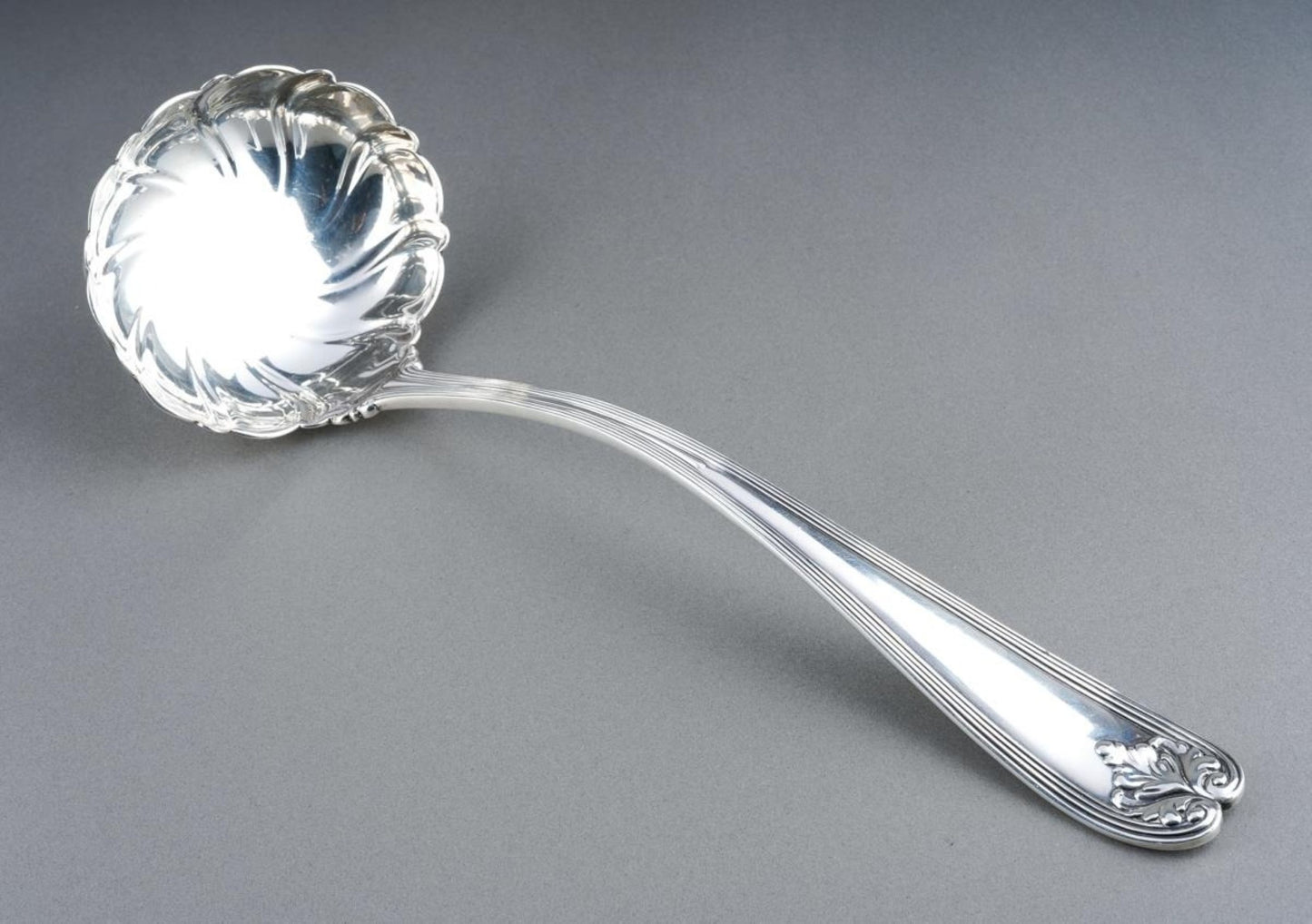TIFFANY & CO. COLONIAL PATTERN SILVER SOUP LADLE