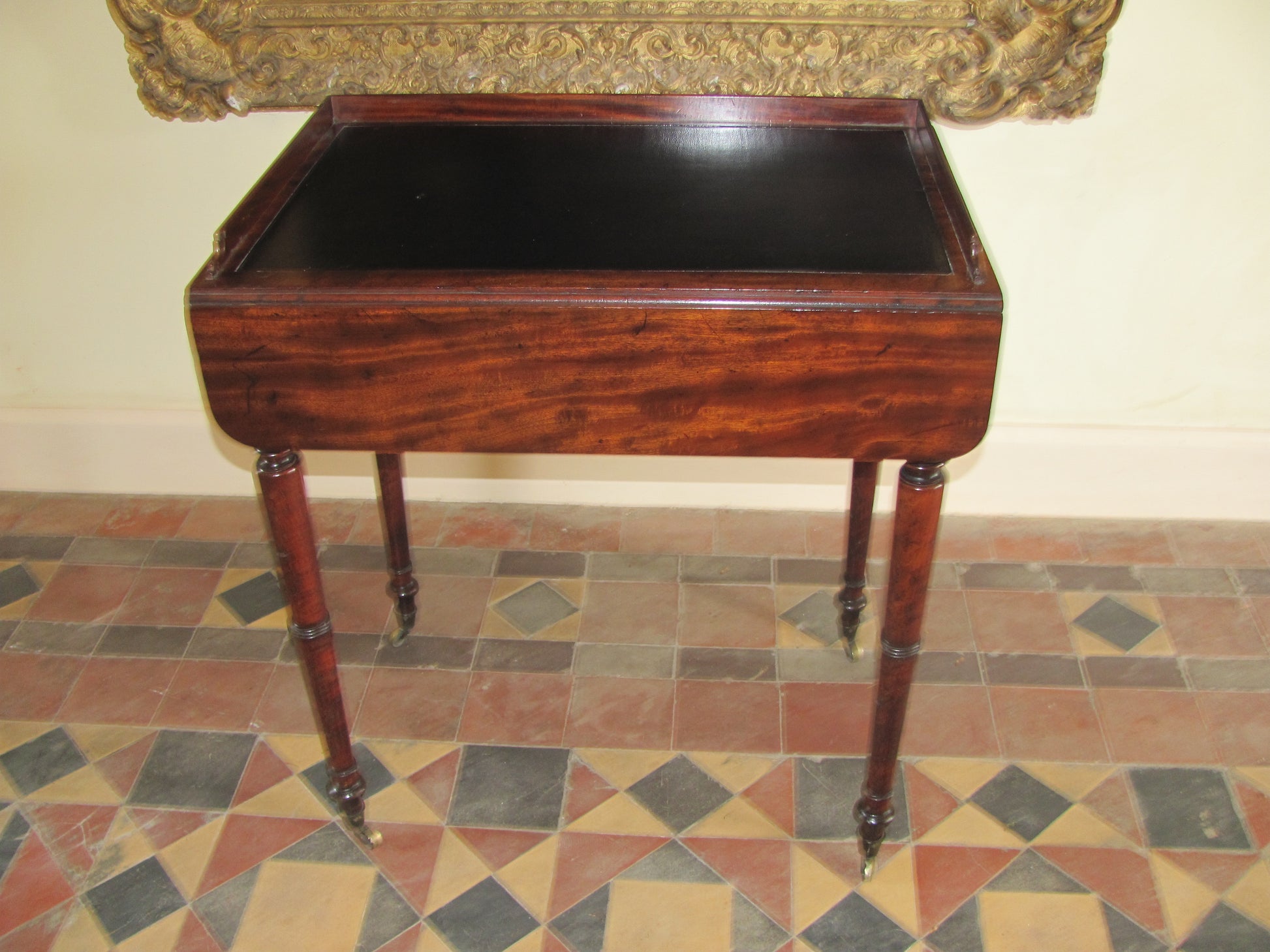 regency writing table