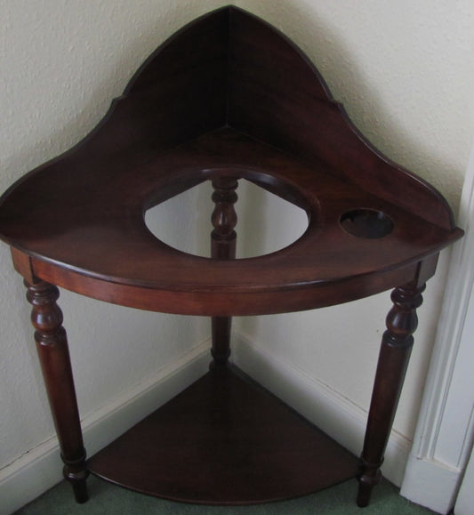 Georgian mahogany washstand